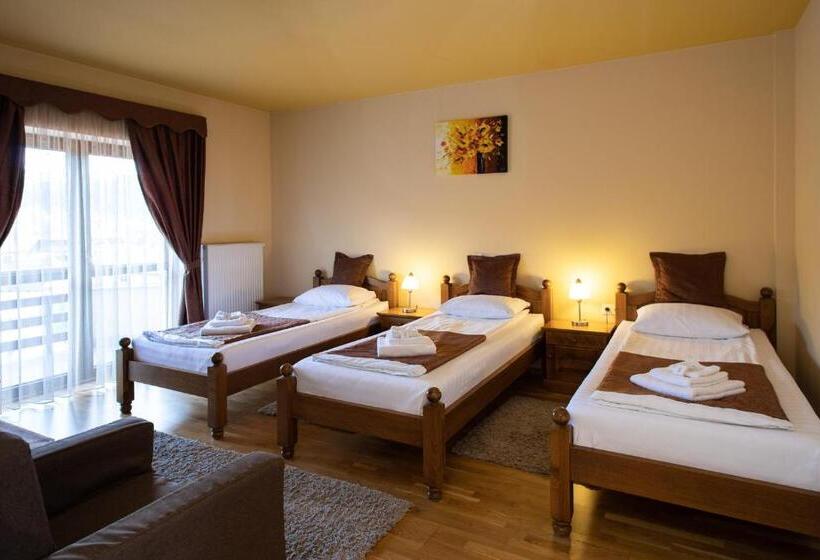 Standard Triple Room, Pensiunea Heveder