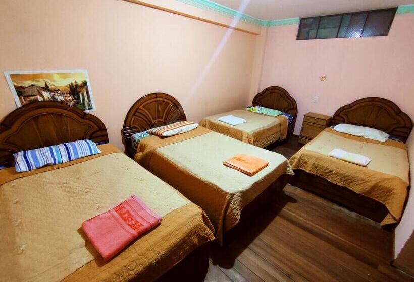اتاق استاندارد چهار تخته, Hostal Las Balsas
