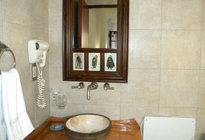 اتاق استاندارد سه نفره, Posada San Bras