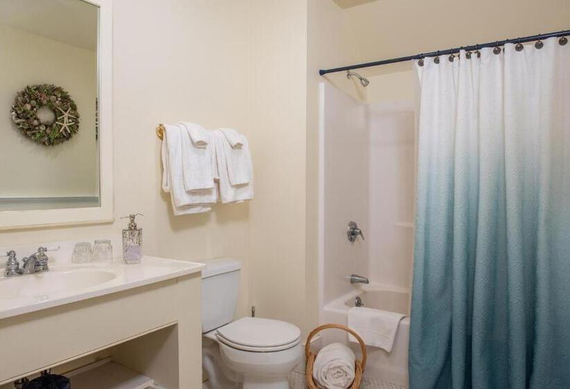 غرفة ديلوكس مزودة بشرفة, Strong House Inn