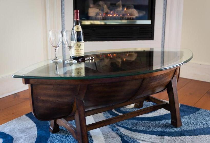 غرفة ديلوكس مزودة بشرفة, Strong House Inn