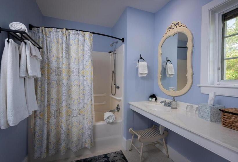 غرفة كلاسيكية, Strong House Inn