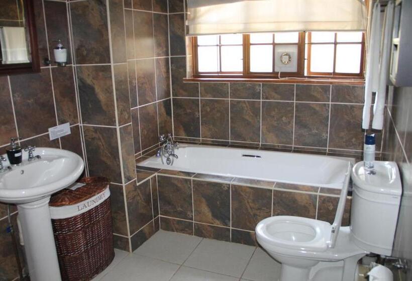 غرفة ديلوكس سرير كينج, Buller's Rest Guest Lodge