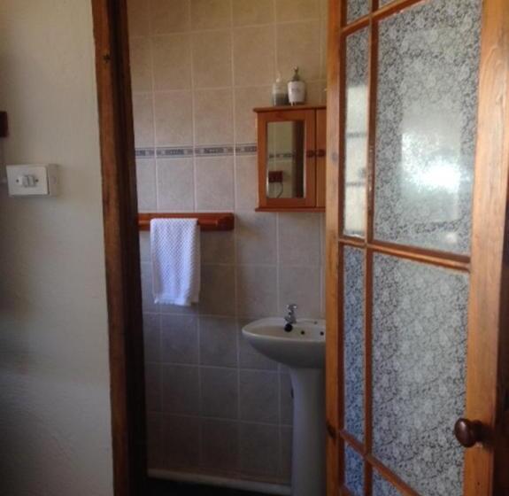 חדר אקונומי, Buller's Rest Guest Lodge