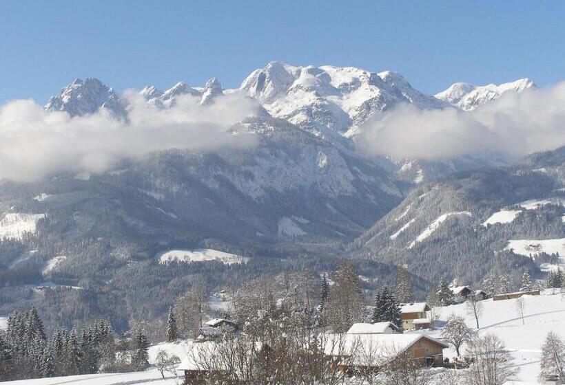 غرفة قياسية مزوَّدة بشُرفة, Haus Gschwendtner