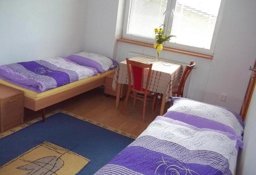 דירת חדר, Penzion Apartmány Zlín