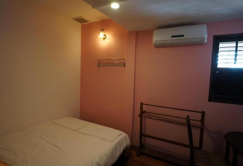 Habitació Estàndard Bany Compartit, Thirty Three Stewart Houze