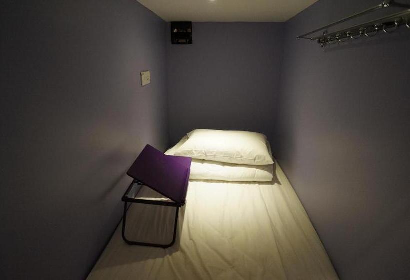 Llit en Habitació Compartida, Thirty Three Stewart Houze