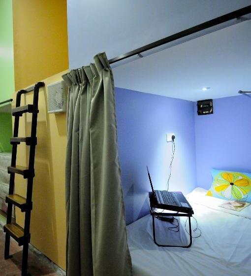 Llit en Habitació Compartida, Thirty Three Stewart Houze