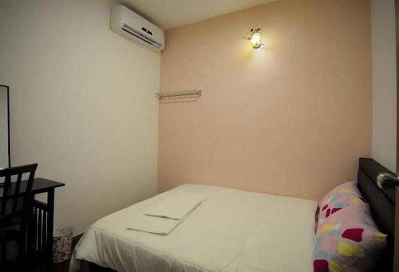 Habitació Estàndard Bany Compartit, Thirty Three Stewart Houze