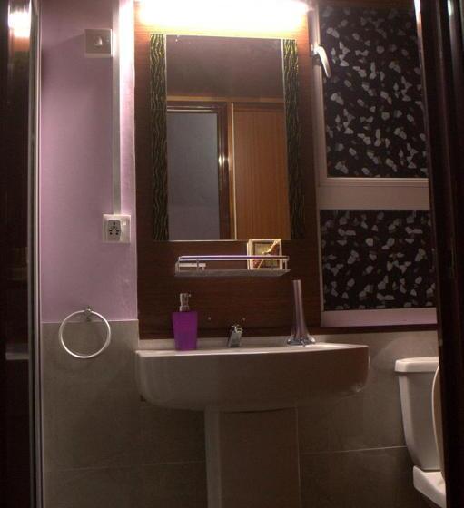 اتاق لوکس با تخت بزرگ, Villa La Romance Kreol