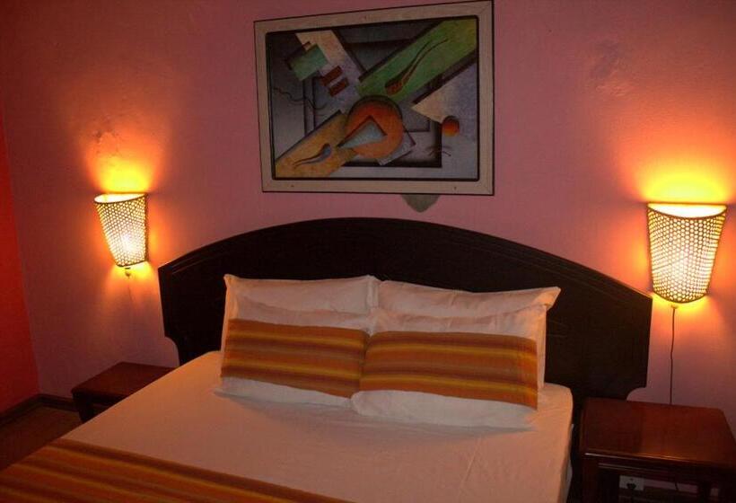 اتاق لوکس با تخت بزرگ, Villa La Romance Kreol