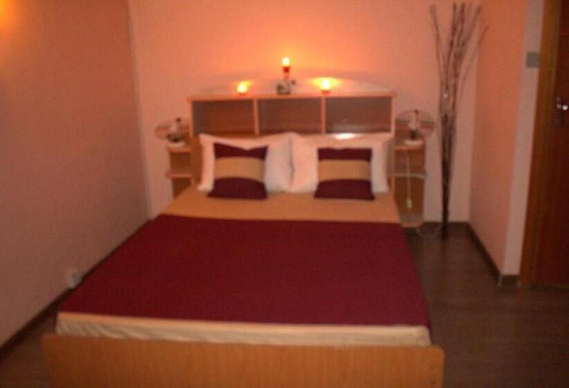 Deluxe Værelse m. Balkon, Villa La Romance Kreol