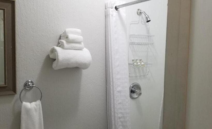 غرفة قياسية فردية, Deep Water Inn