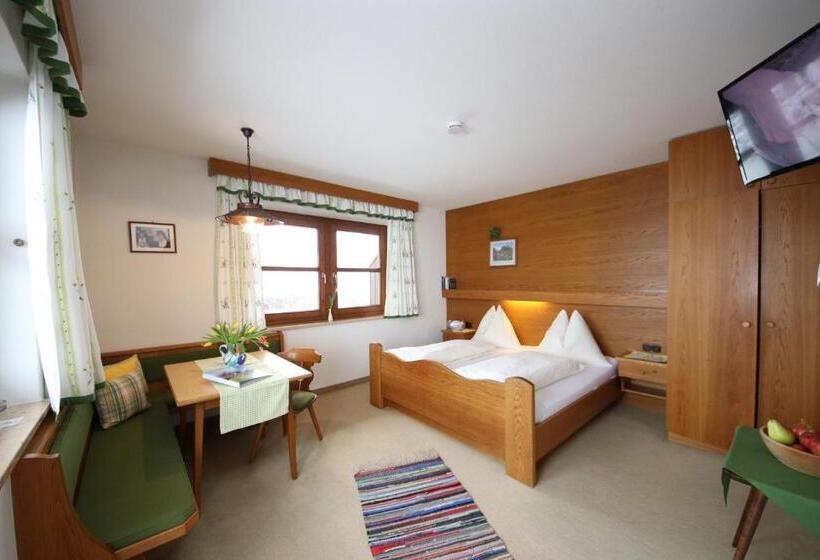 1 Bedroom Apartment Lake View, Hagerhof