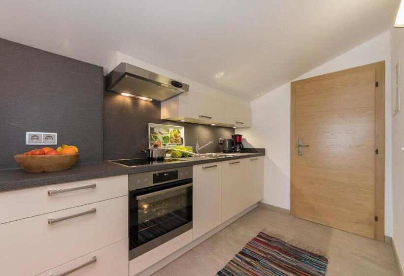 1 Bedroom Apartment Lake View, Hagerhof