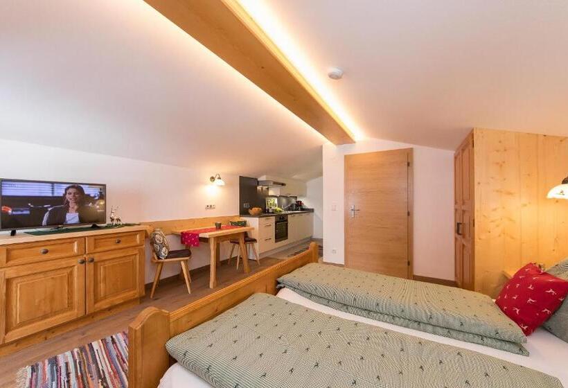 1 Bedroom Apartment Lake View, Hagerhof