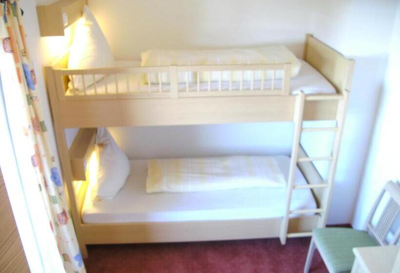 Семейный Номер, Hirzingerhof