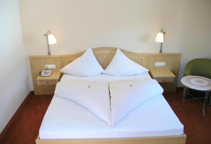 Номер Стандарт с Балконом, Hirzingerhof