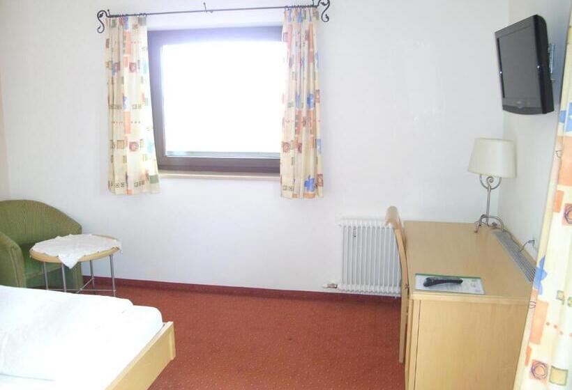 Номер Стандарт с Балконом, Hirzingerhof