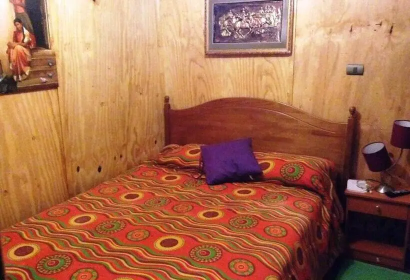 اتاق استاندارد, Hostel 1760