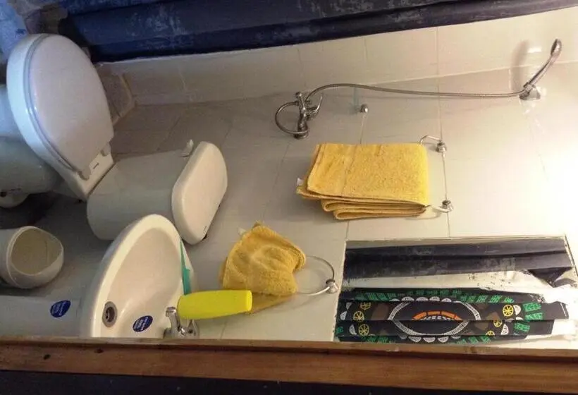 اتاق استاندارد یک نفره, Hostel 1760