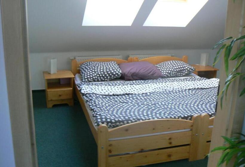 آپارتمان 1 خوابه, Penzion Na Vápence