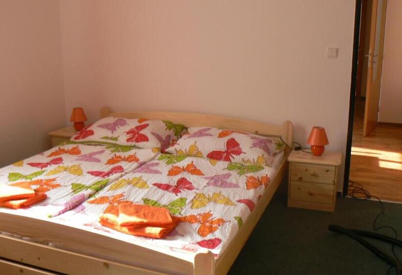 اتاق سوپریور, Penzion Na Vápence