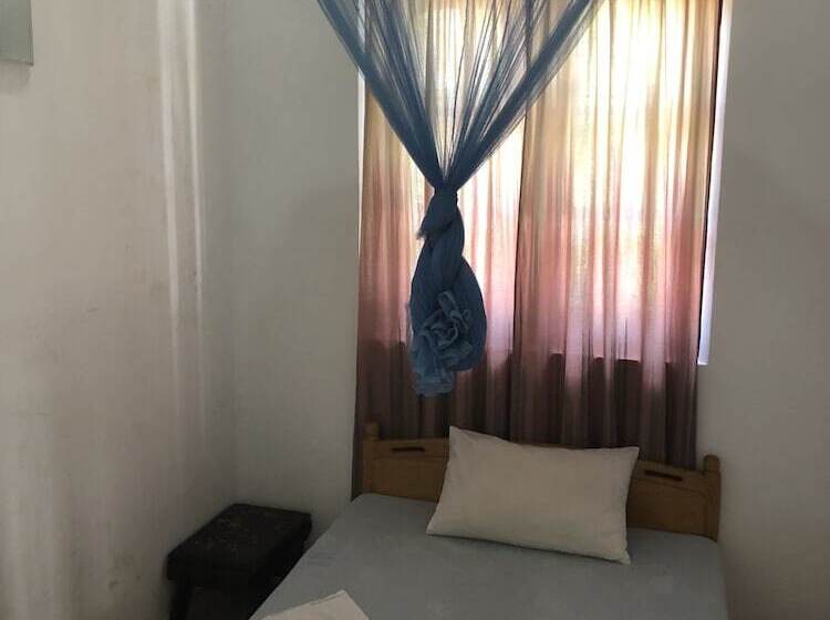 Номер Стандарт Трехместный, Villa 7 Negombo