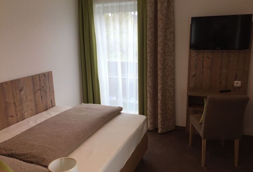 Номер Стандарт Индивидуальный, Pension David