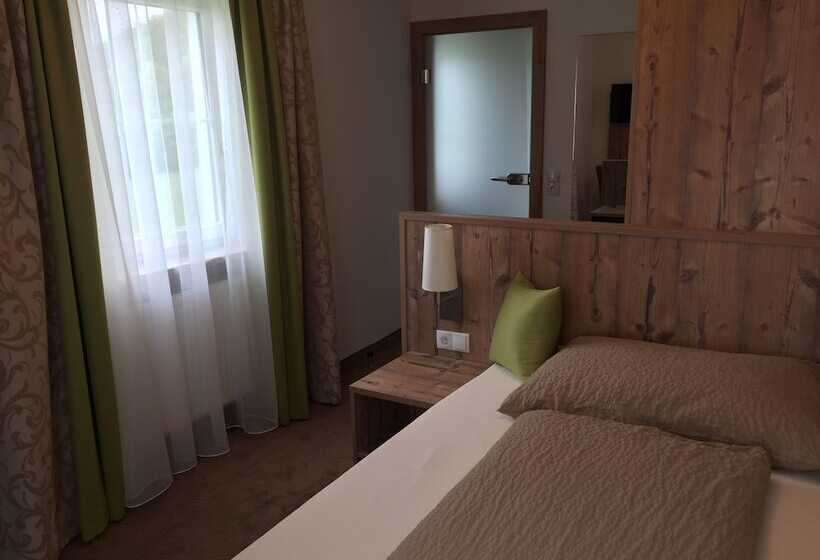 Номер Стандарт Индивидуальный, Pension David