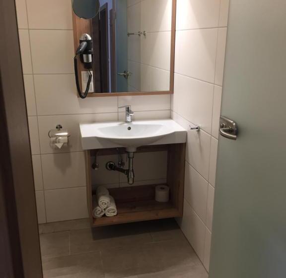 Семейный Номер, Pension David