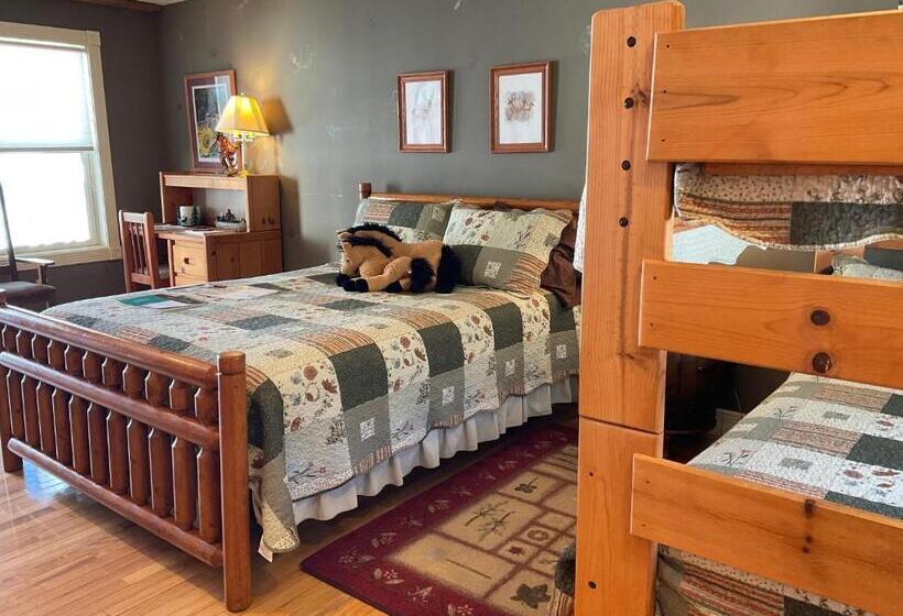 디럭스 4인 룸, Mountain Quest Inn