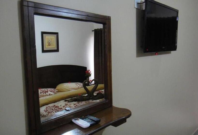 اتاق استاندارد سه نفره, Baraka Al Aqaba Hotel Suites