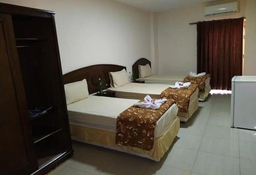 اتاق استاندارد سه نفره, Baraka Al Aqaba Hotel Suites