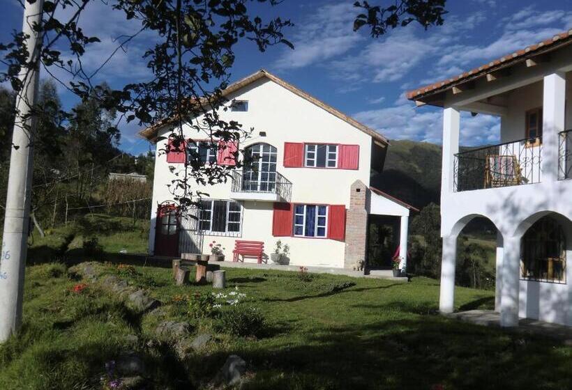 Люкс Вид на Горы, Hosteria Rose Cottage