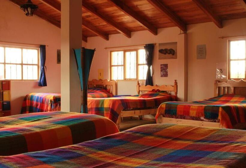 Кровать в Общей Комнате, Hosteria Rose Cottage