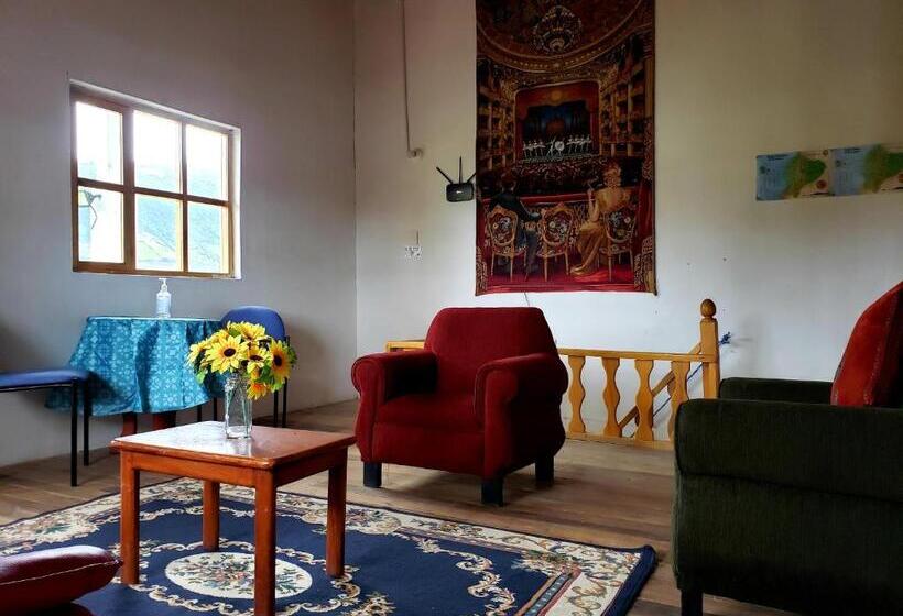 이코노미 룸, Hosteria Rose Cottage