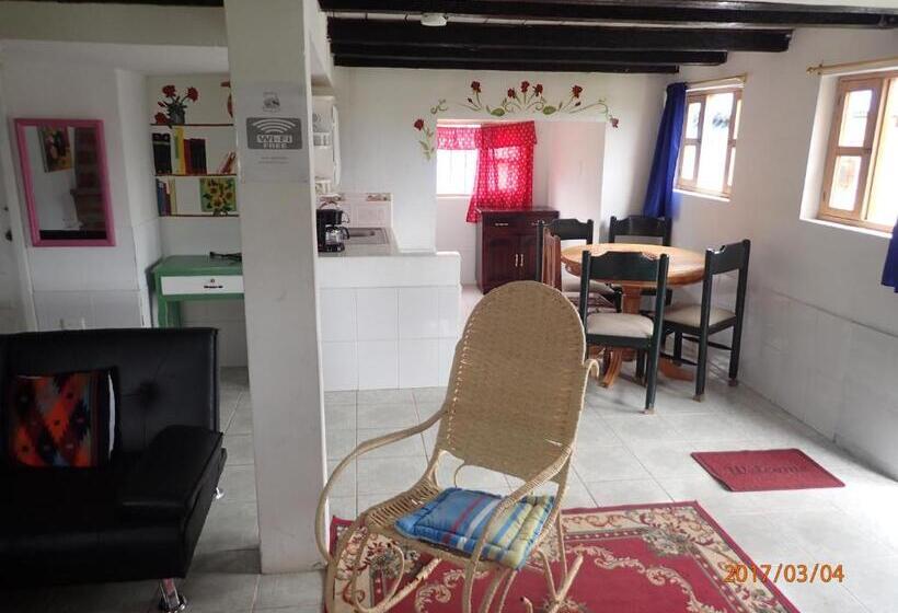 Вилла 2 Спальни, Hosteria Rose Cottage