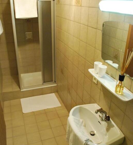 バルコニー付きスタンダードルーム, Gästehaus Einödberg