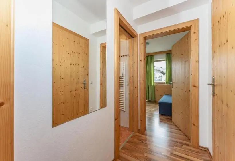 バルコニー付２ベッドルームアパートメント, Gästehaus Sieder By Schladming Appartements