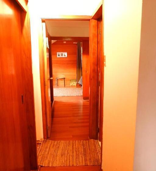 带花园景观的标准三人间, Hostel Capanegra