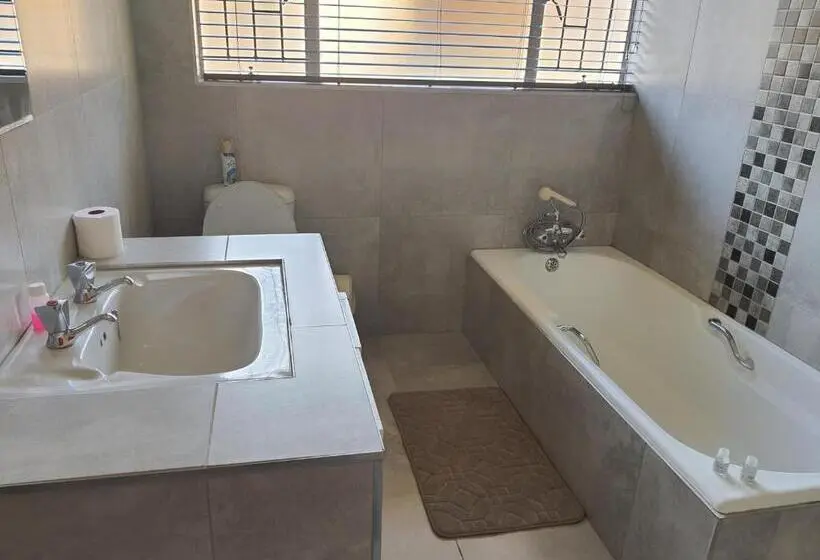 Standard-huone, Housemartin Guest House
