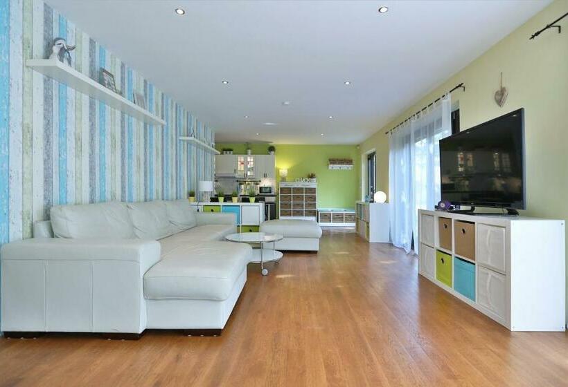 스탠다드 스튜디오, Penzion   Rybolov Pro Děti A Dospělé