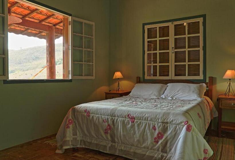 샬레, Pousada Dona Felicidade