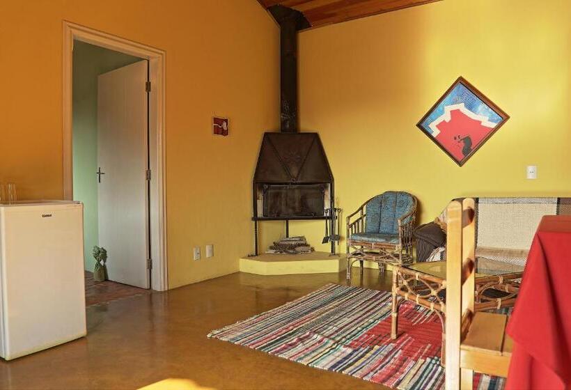 샬레, Pousada Dona Felicidade