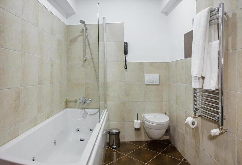 이그제큐티브 스위트, Pestera Wellness & Spa