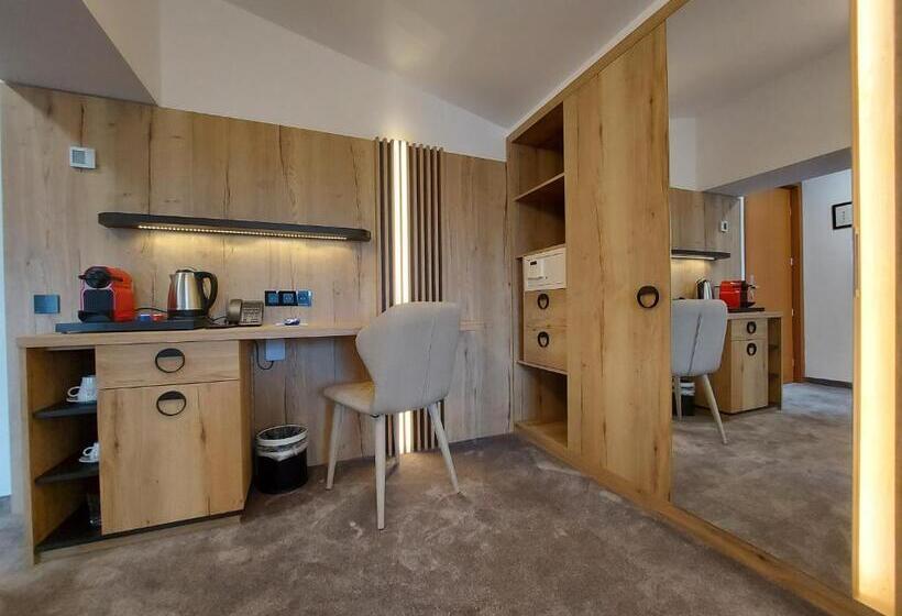 Люкс, Pestera Wellness & Spa