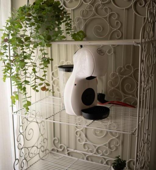 استودیو خانوادگی, Two Wheels