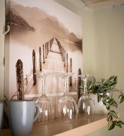 استودیو خانوادگی, Two Wheels